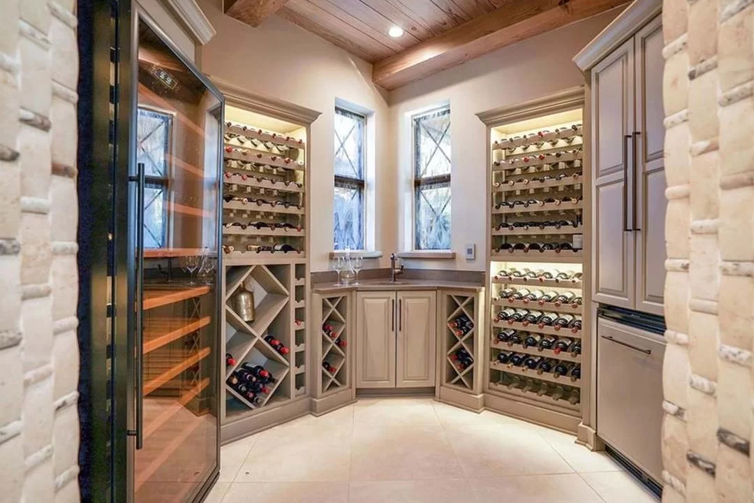 #FP0006_Wine Cellar